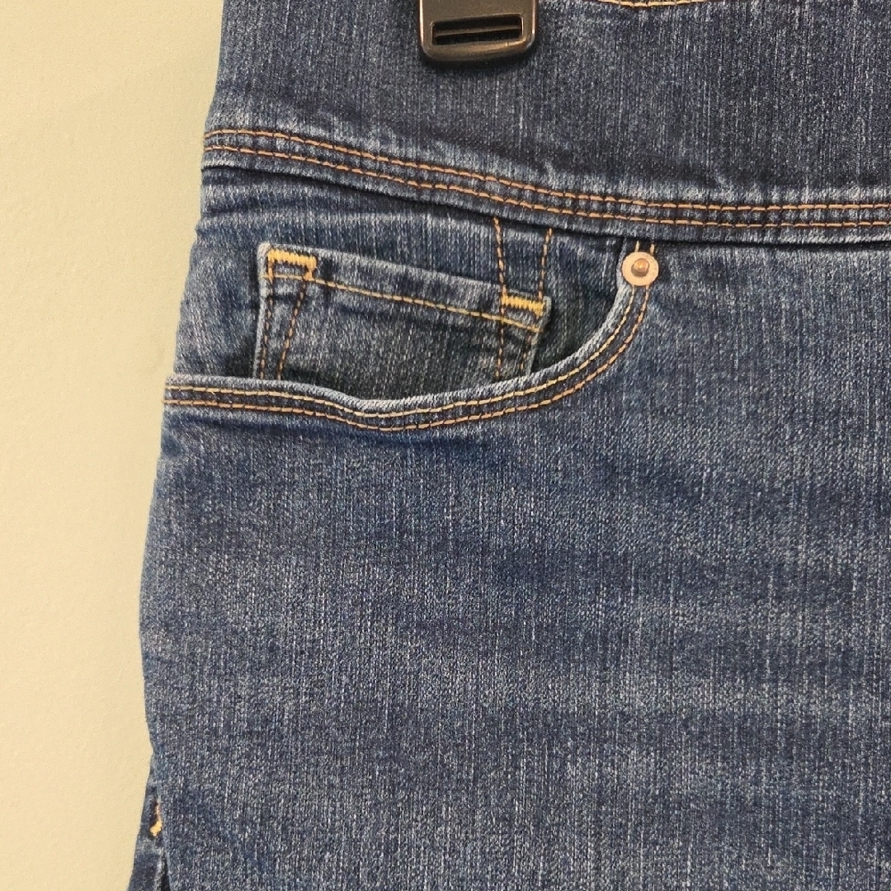 Levi's Pull-on Skinny Blue Jeans Woman's Size 6 - Picture 6 of 14